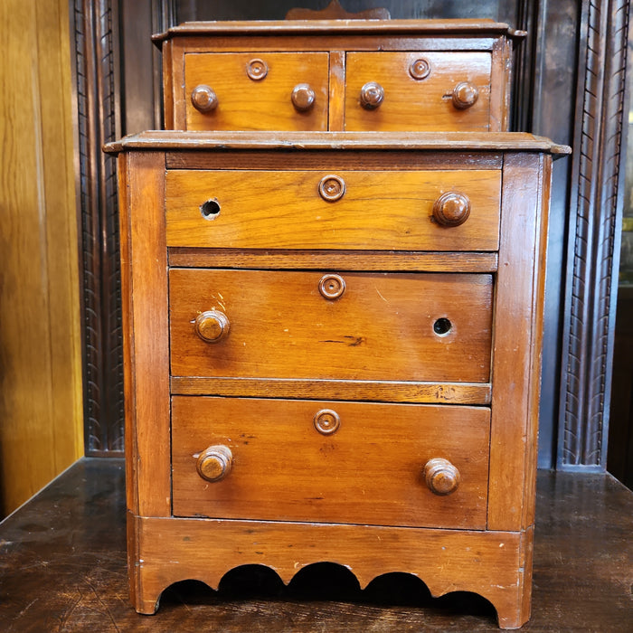 FINE QUALITY 19TH CENTURY CHERRY SALESMAN SAMPLE CHEST