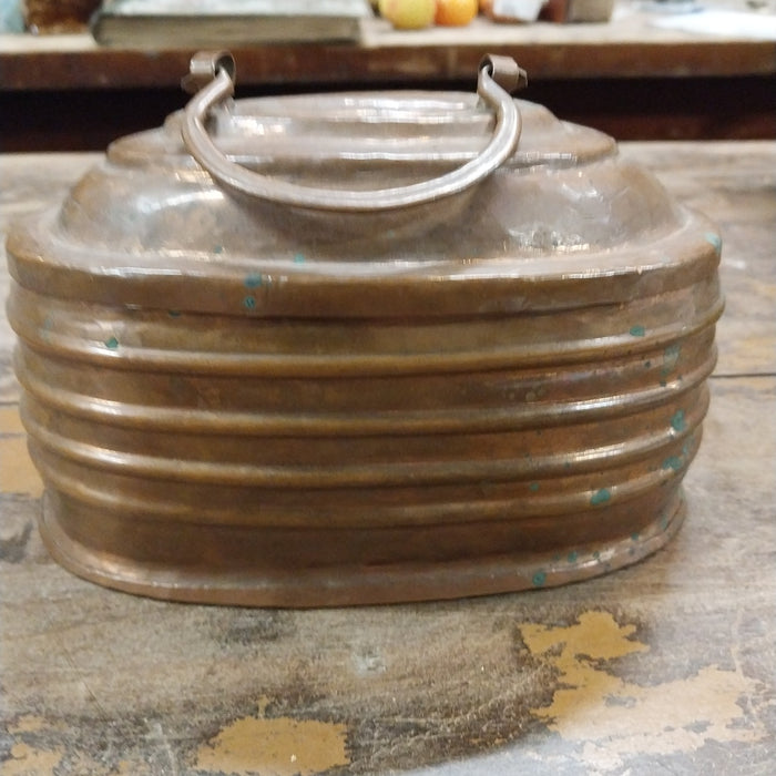 OVAL COPPER BOX WITH LID