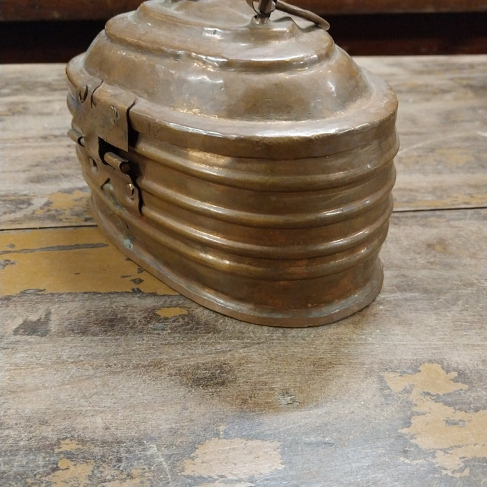 OVAL COPPER BOX WITH LID