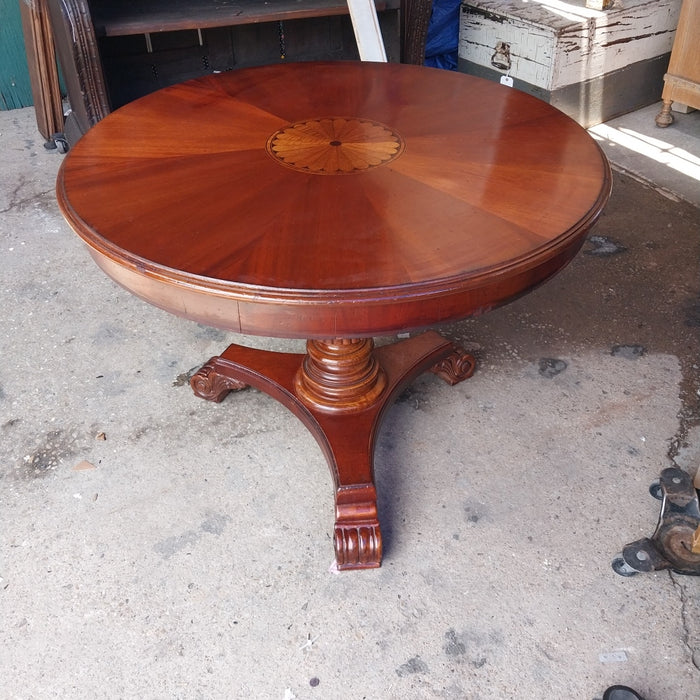 ROUND CENTER TABLE WITH INLAY TOP