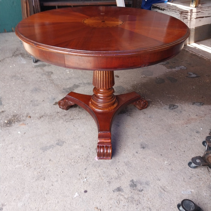 ROUND CENTER TABLE WITH INLAY TOP