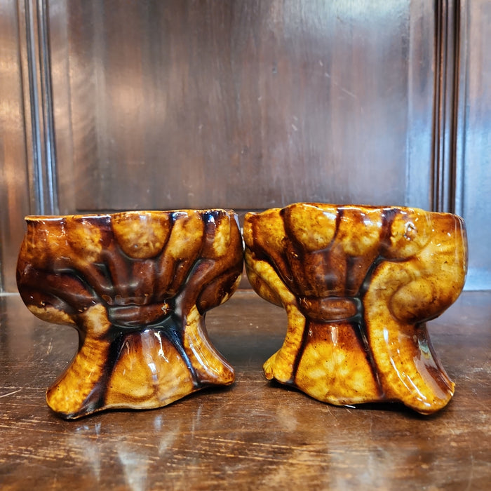 PAIR OF BENNINGTON FURNITURE RESTS