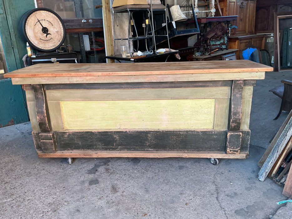 LARGE PAINTED SHOP COUNTER ON CASTERS