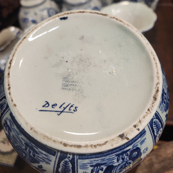 PAIR ROYAL SPHINX MAASTRICHT BLUE DELFT 2 PIECE VASE SET