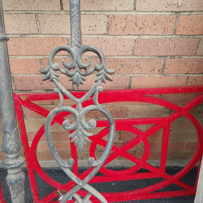 HEAVY CAST IRON PANEL WITHWOOD HAND RAIL