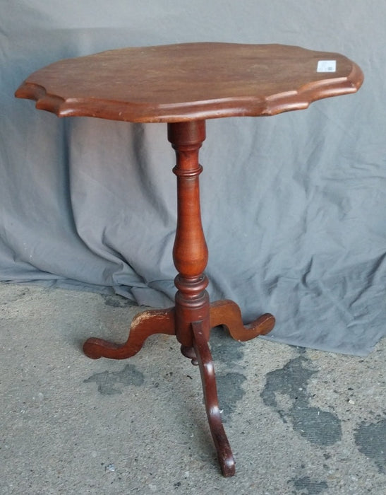 SMALL WALNUT TRIPOD TABLE AS FOUND LEG