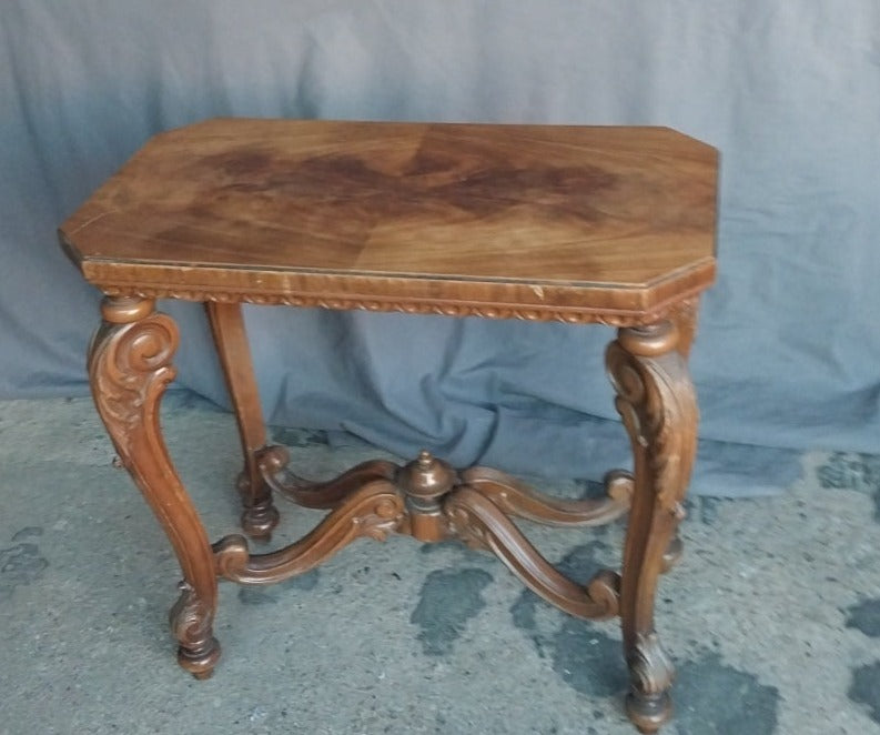 BURLED WALNUT TOP RECTANGULAR SIDE TABLE