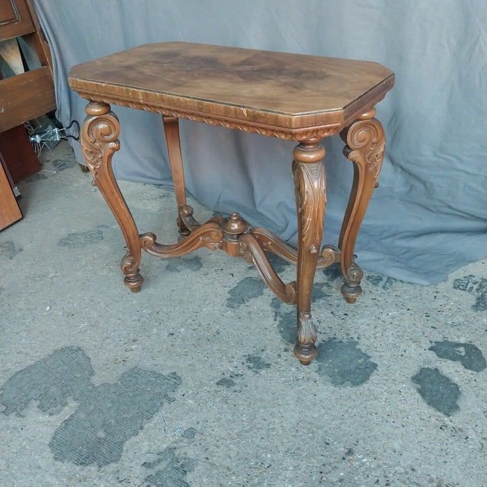 BURLED WALNUT TOP RECTANGULAR SIDE TABLE