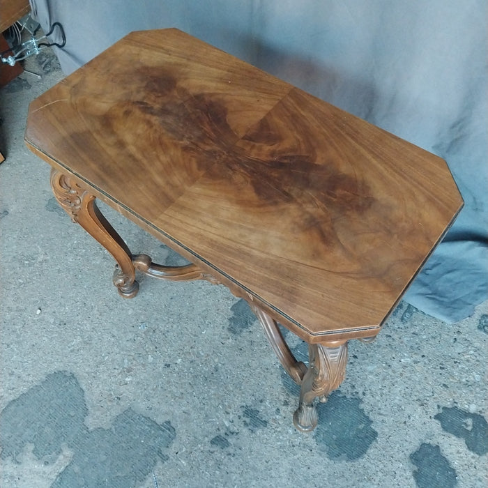 BURLED WALNUT TOP RECTANGULAR SIDE TABLE