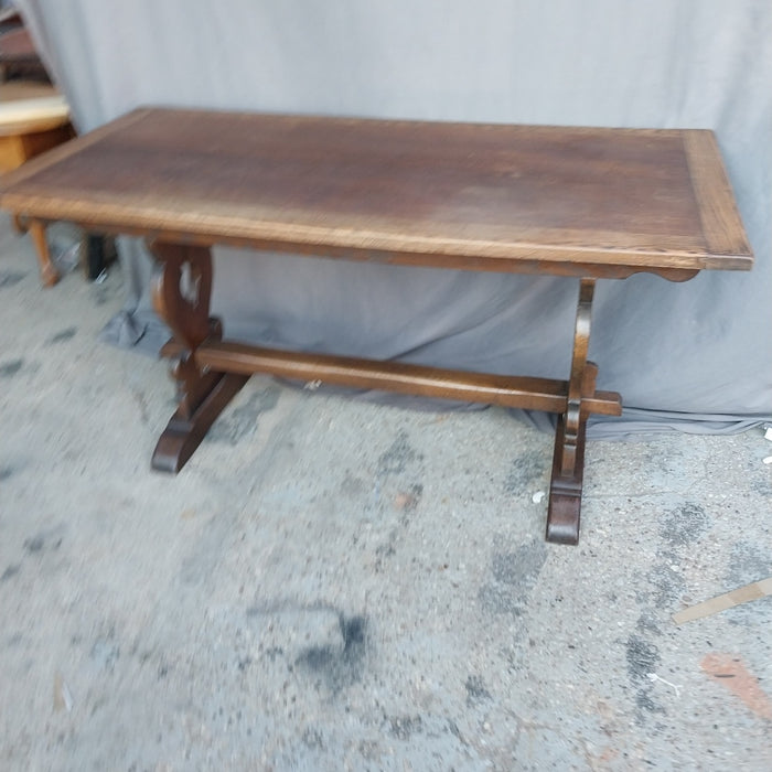 ENGLISH OAK TRESTLE BASE TABLE