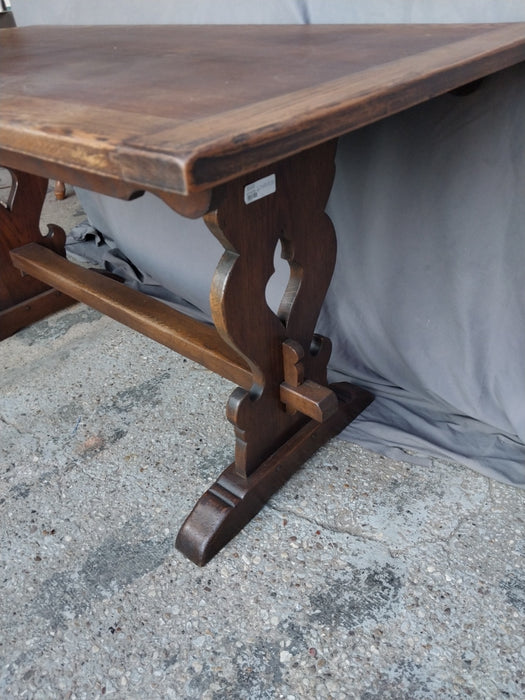 ENGLISH OAK TRESTLE BASE TABLE