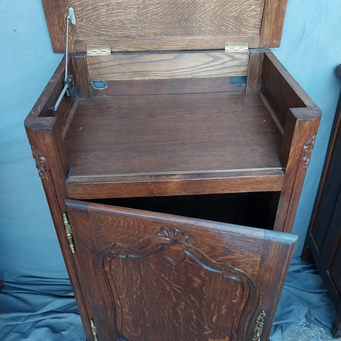 LOUIS XV OAK LIFT TOP CABINET
