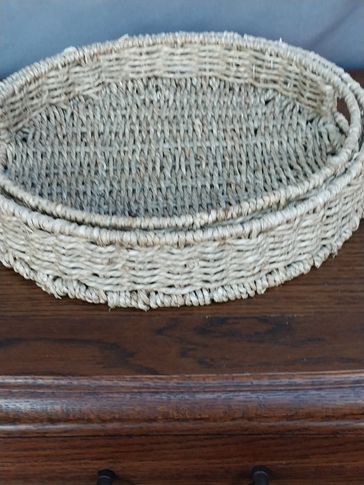 SET OF 2 NESTED ROUND WICKER TRAYS