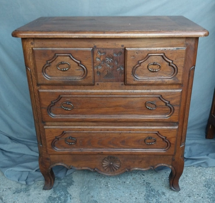 LOUIS XV PEGGED OAK COMMODE