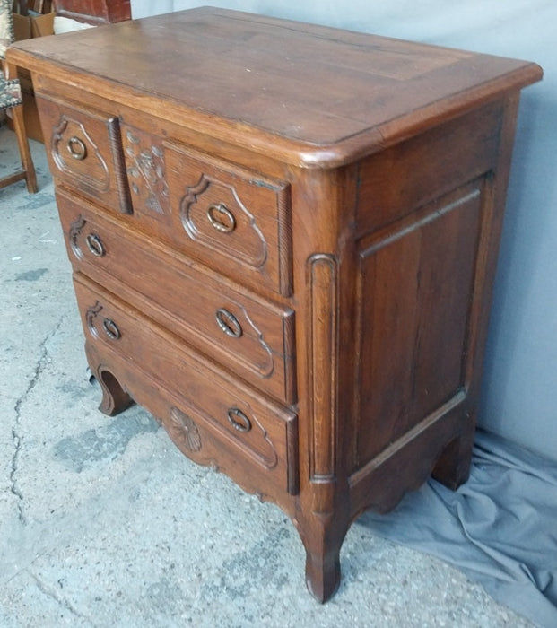 LOUIS XV PEGGED OAK COMMODE