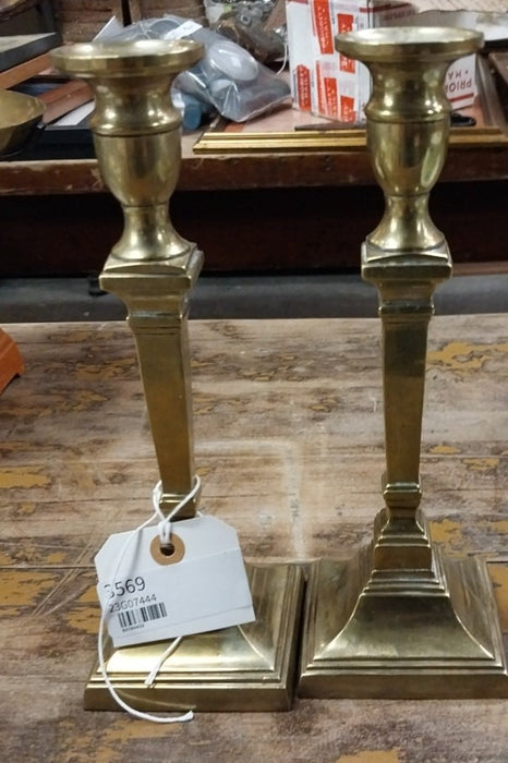 PAIR OF SQUARE BASE BRASS CANDLE STANDS