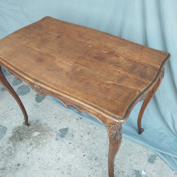 LOUIS XV BEECH TURTLETOP TABLE