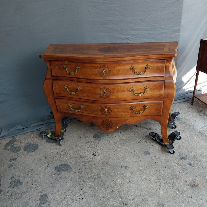 INLAID BOMBAY CHEST-FAROLIS