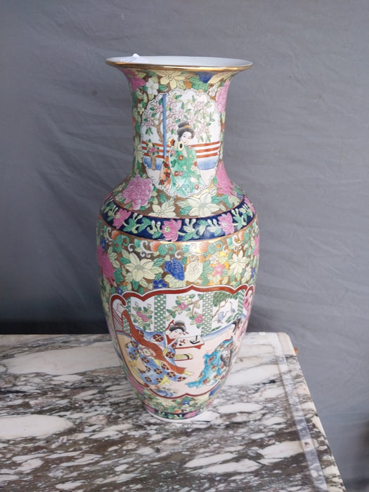 TALL POLYCHROME JAPANESE VASES WTH LADIES -GREEN