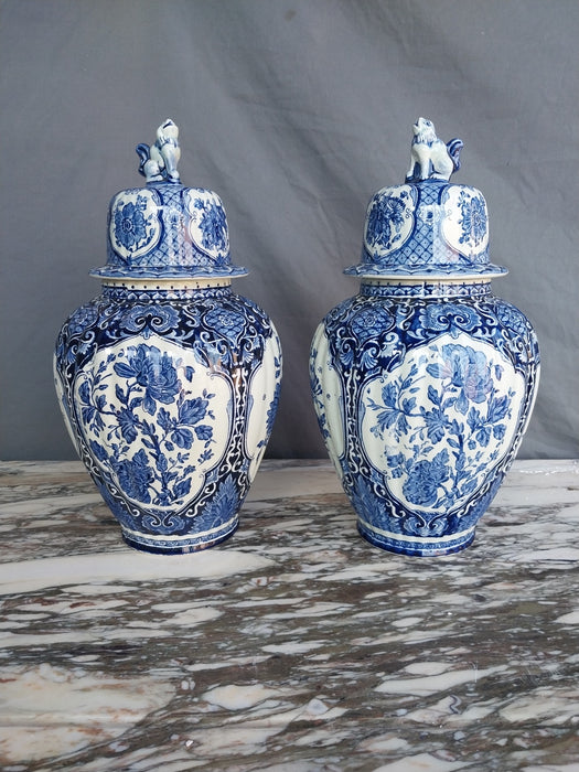 PAIR OF MEDIUM DELFT GINGER JARS