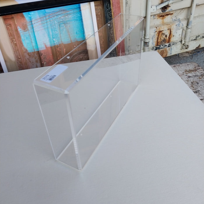 ACRYLIC BOX 17 X 11 X 4