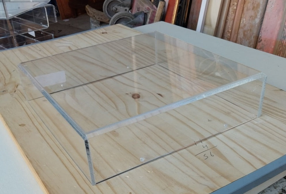 ACRYLIC BOX 13 X 13 X 3