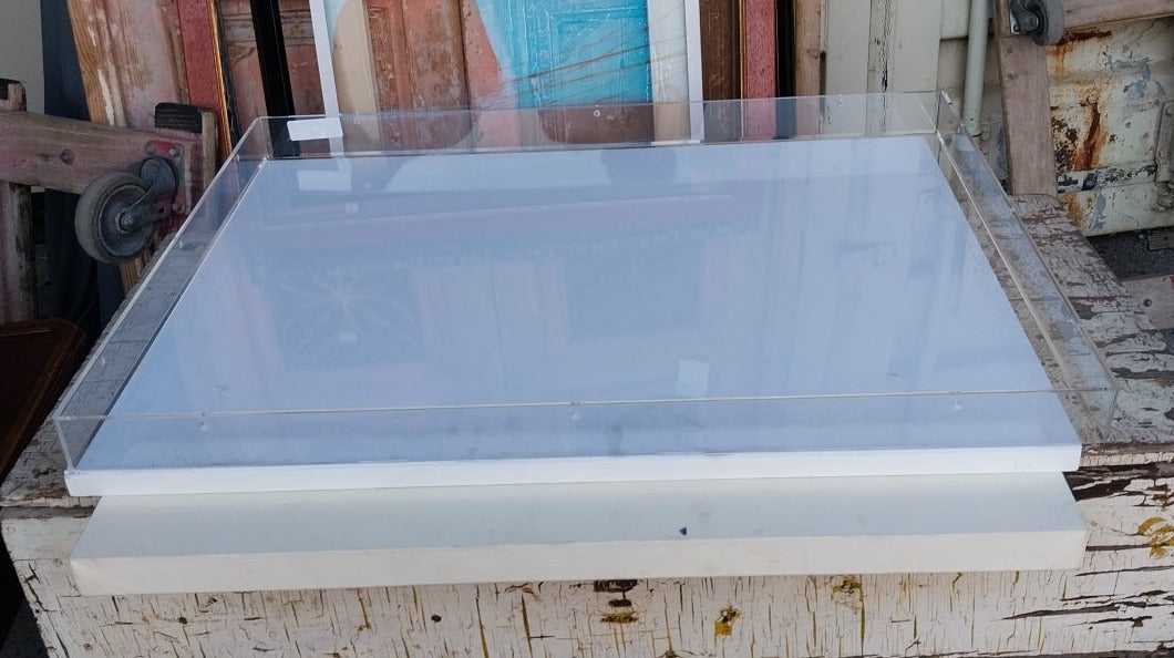 ACRYLIC BOX WITH BASE 33 X 26 X 2.5