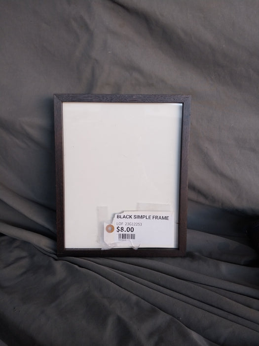 BLACK SIMPLE FRAME