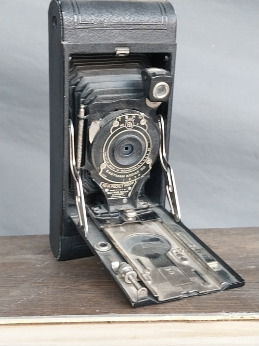 NO 19 POCKET KODAK CAMERA WITH BELLOWS