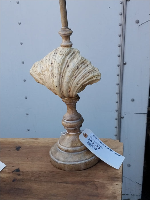 COMPOSITION CLAM LAMP