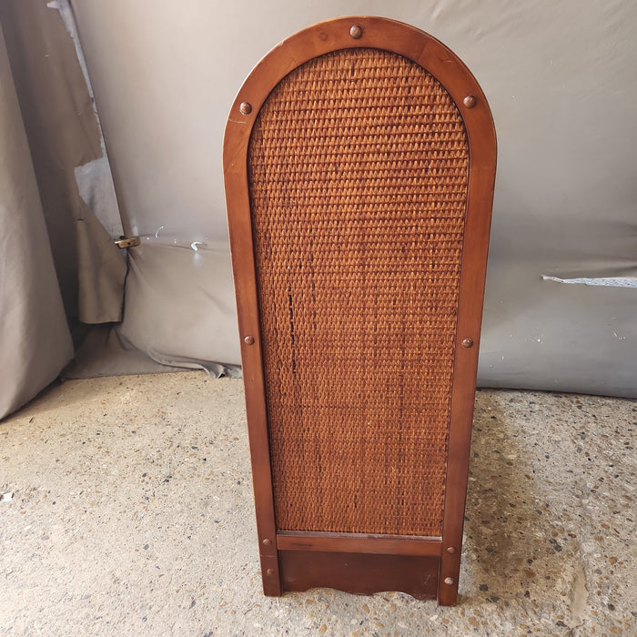 MAHOGANY AND RATTAN QUILT RACK