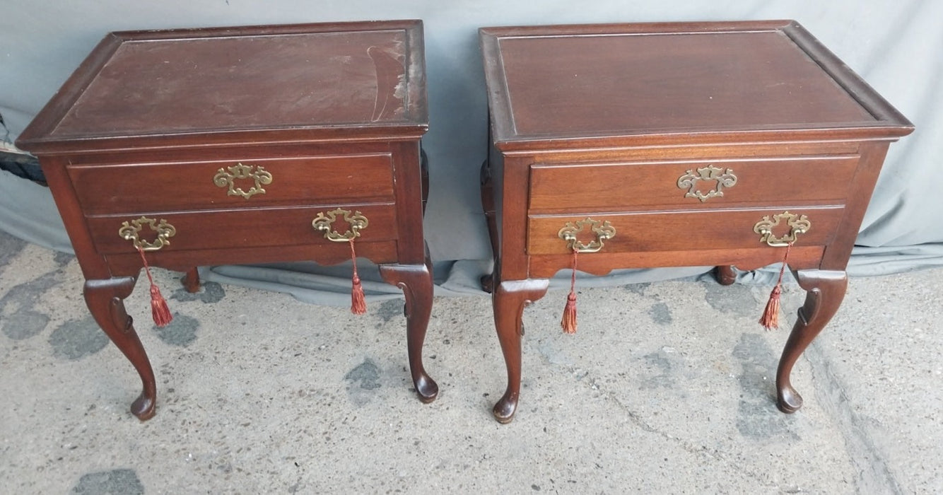 PAIR OF MAHOGANY GEORGIAN STYLE SIDE TABLES