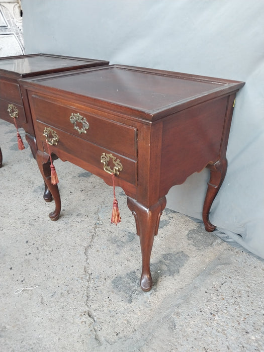 PAIR OF MAHOGANY GEORGIAN STYLE SIDE TABLES