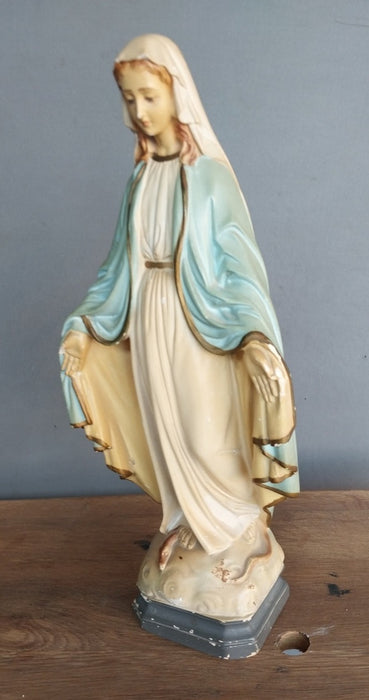 BLESSED MARY CHAULK STATUE