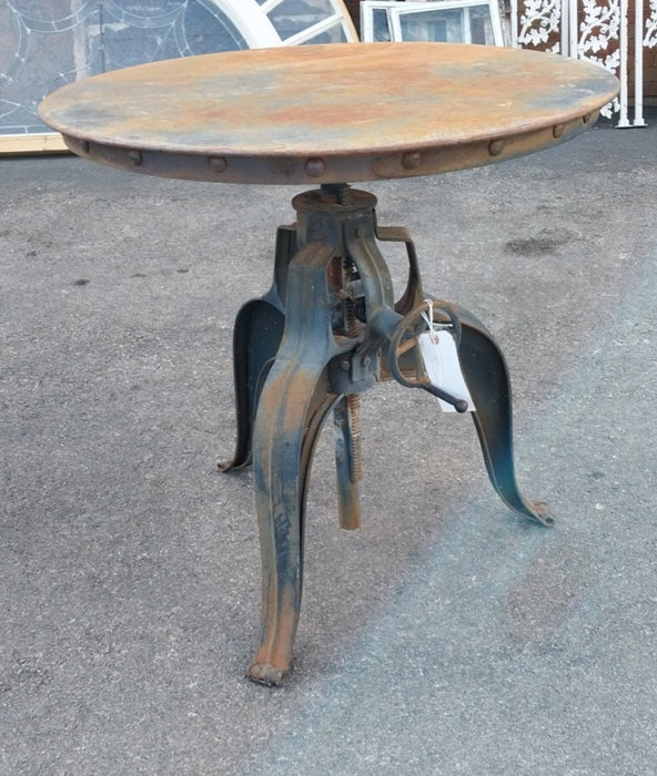 IRON AND FORMED METAL ROUND INDUSTRIAL TABLE