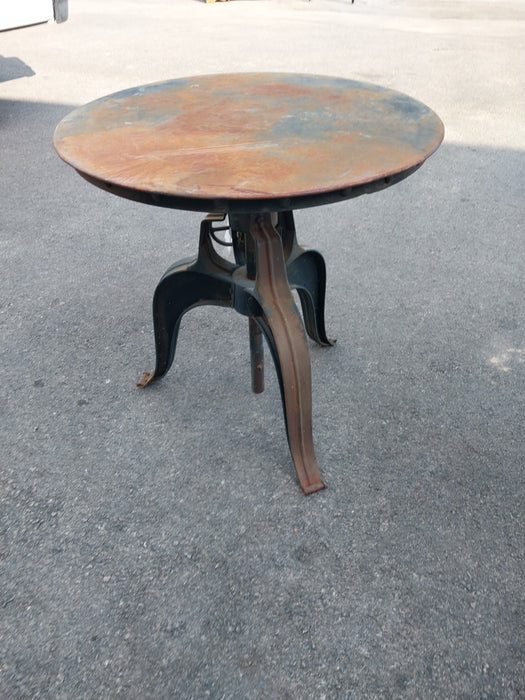 IRON AND FORMED METAL ROUND INDUSTRIAL TABLE