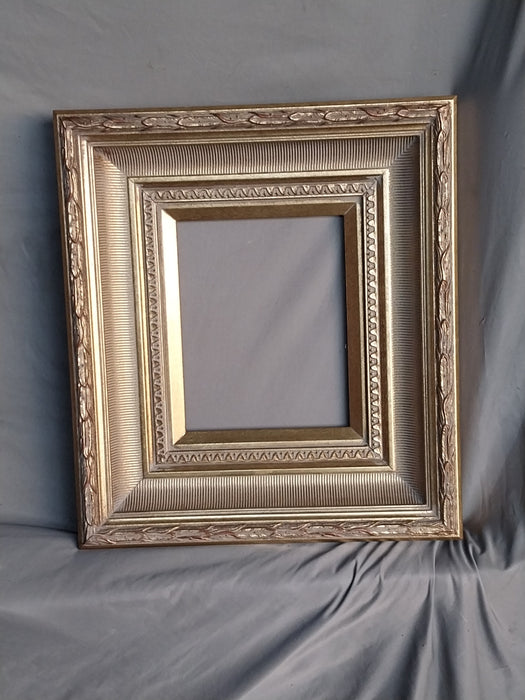 SMALL GILT FRAME