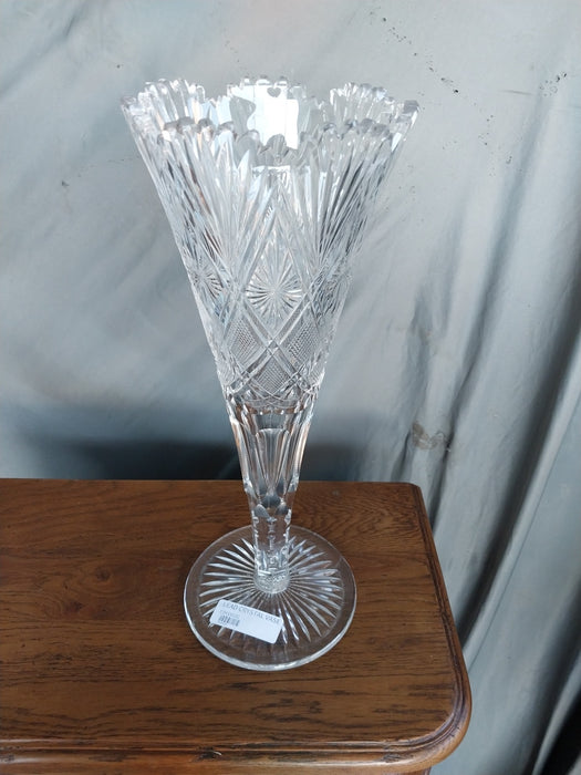 LEADED CRYSTAL VASE