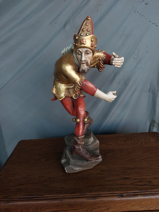 CARVED WOOD JESTER