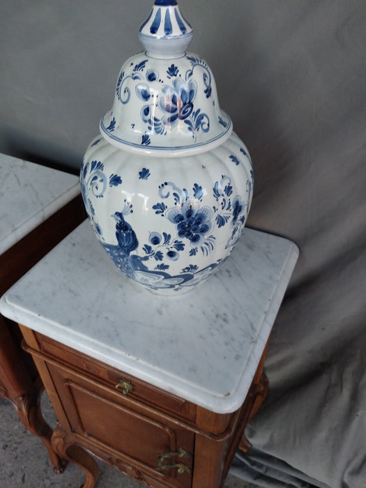 MEDIUM DELFT GINGER JAR