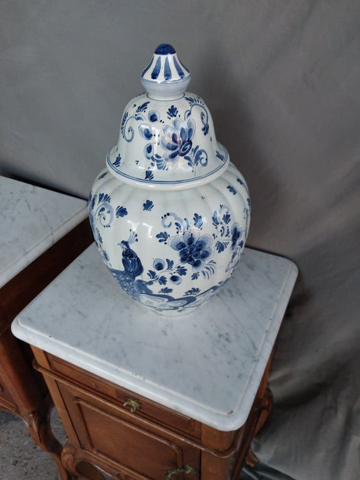 MEDIUM DELFT GINGER JAR