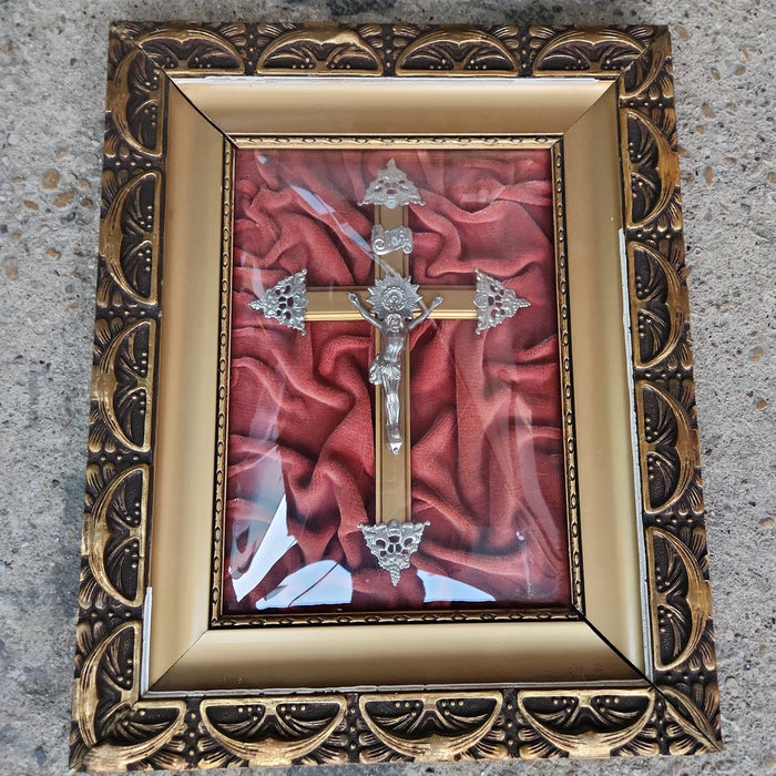 GOLD FRAMED BUBBLE GLASS CRUCIFIX