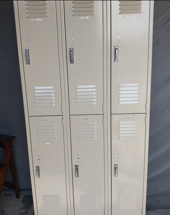 SET OF 6 LOCKERS BY LYON