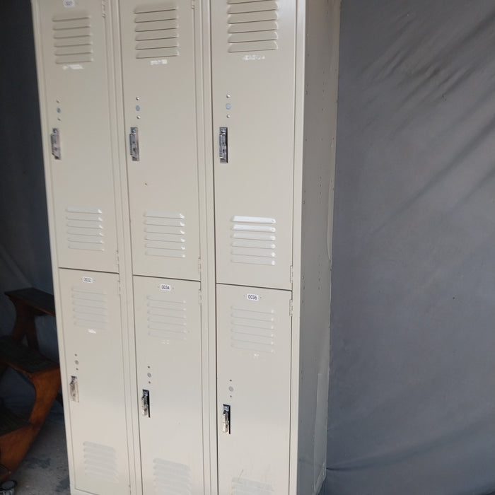 SET OF 6 LOCKERS BY LYON
