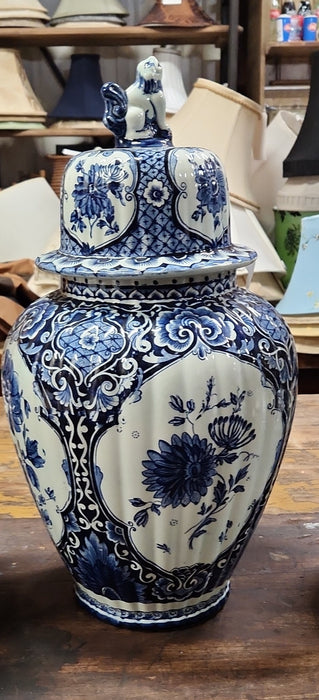 LARGE DELFT GINGER JAR