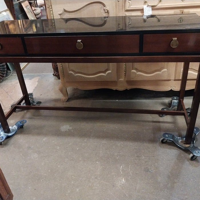 MODERN BAKER CONSOLE