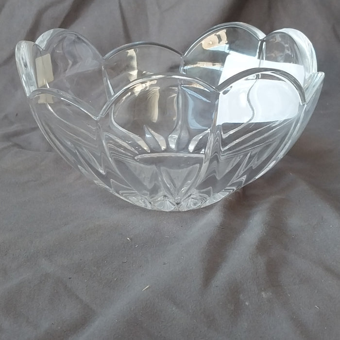 MIKASA CRYSTAL BOWL