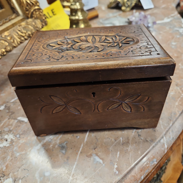 CARVED RELIEF FLORAL MUSIC BOX