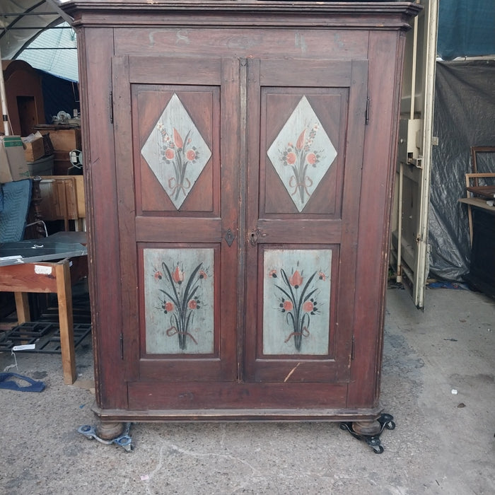 LARGE SWEDISH BROWN 2 DOOR CUPBOARD WITH FLORAL