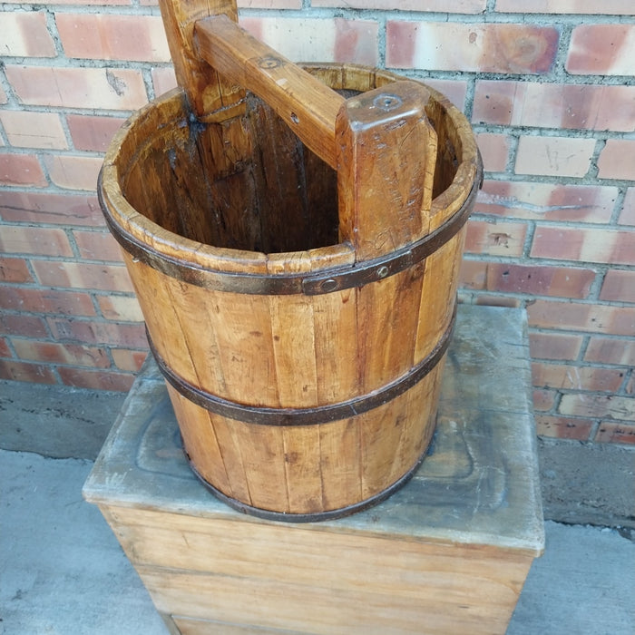 CHINESE WELL BUCKET